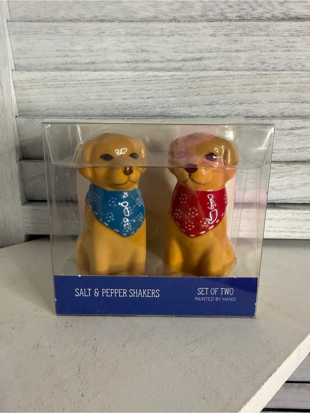Salt & Pepper Dog Shaker Set - Blue and Red Bandanas